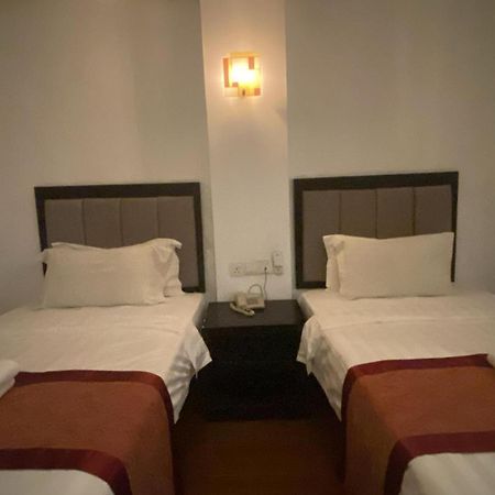 Kk Waterfront Hotel Kota Kinabalu Eksteriør bilde